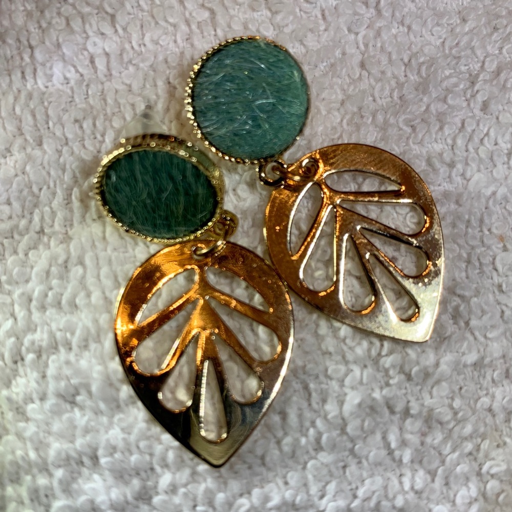 Natural Stone Gold leaf dangle earrings